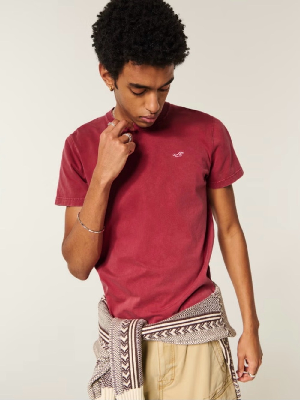 Hollister Short Sleeve Crew Tee in Wine Red